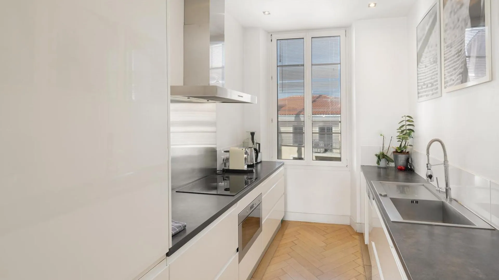 Center Of Cannes 100M2 Bright Apartment